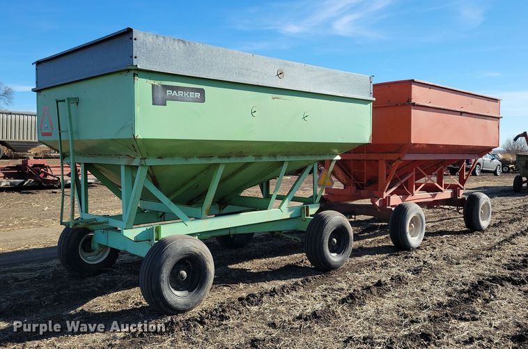 image for item DL7781 (2) Parker Killbros gravity wagons