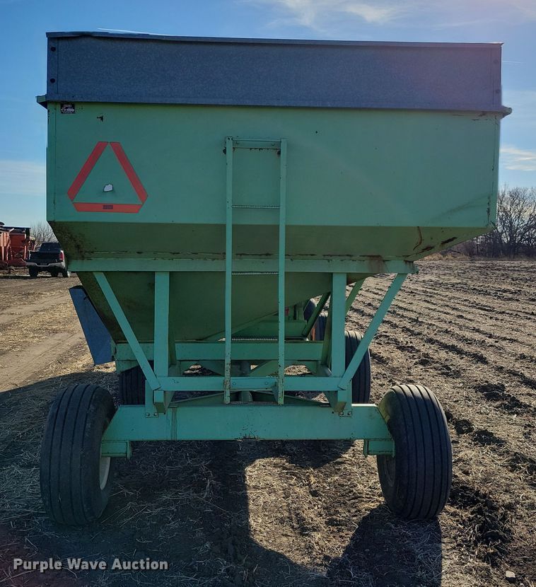 image for item DL7781 (2) Parker Killbros gravity wagons