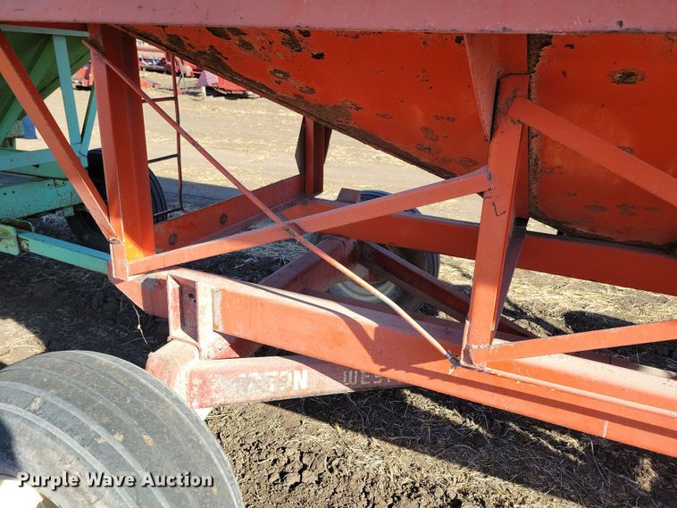 image for item DL7781 (2) Parker Killbros gravity wagons