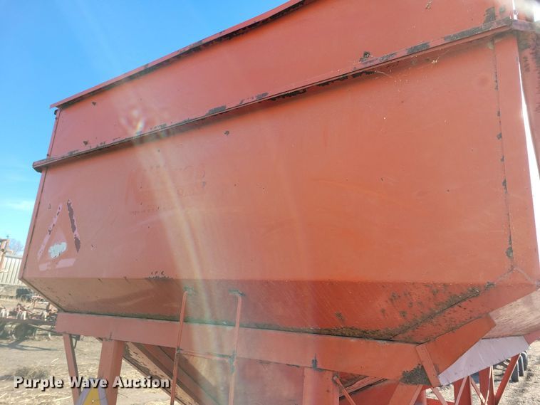 image for item DL7781 (2) Parker Killbros gravity wagons