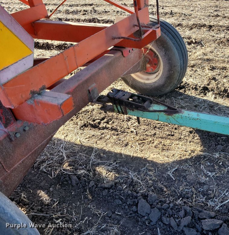 image for item DL7781 (2) Parker Killbros gravity wagons