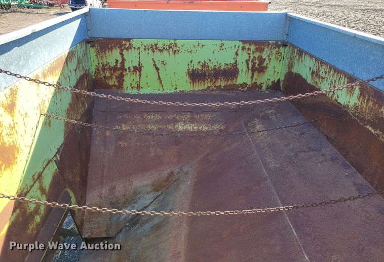 image for item DL7781 (2) Parker Killbros gravity wagons