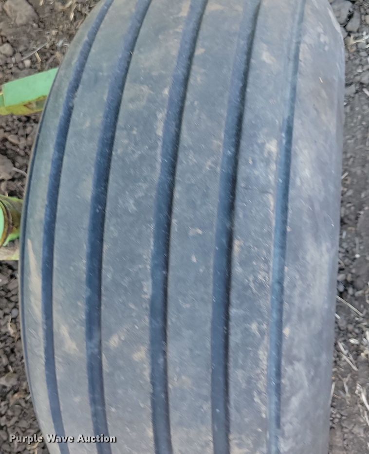 image for item DL7781 (2) Parker Killbros gravity wagons