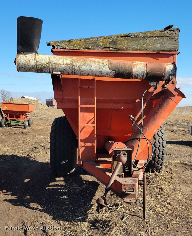 image for item DL7783 United Farm Tools  grain cart