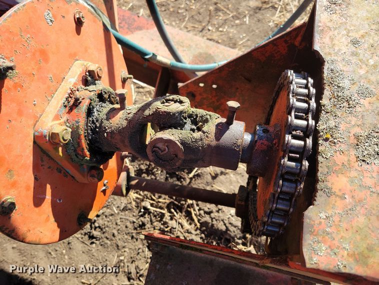 image for item DL7783 United Farm Tools  grain cart