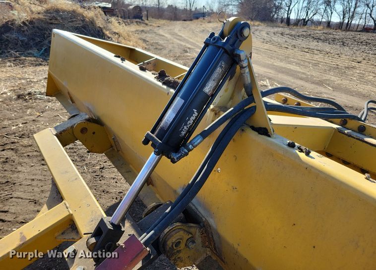 image for item DL7784 Iron Wolf  box blade