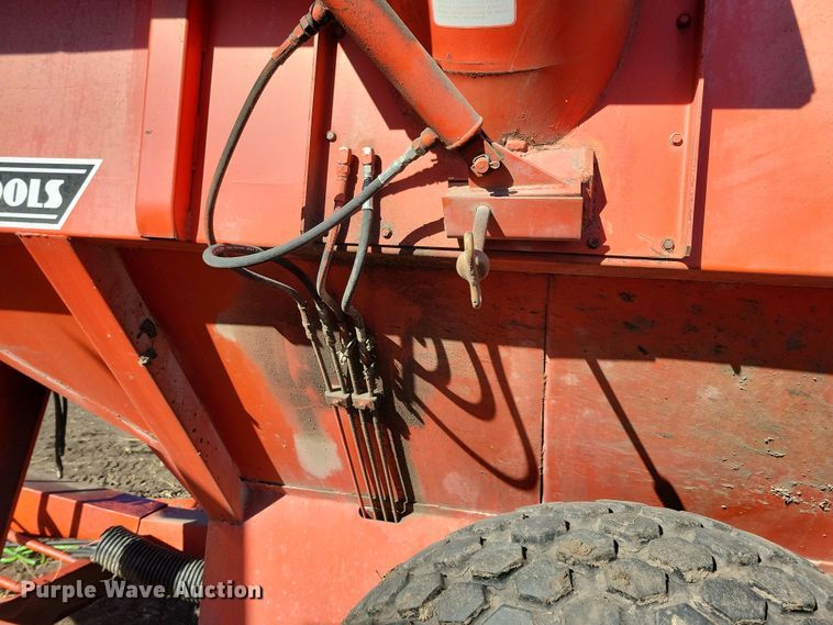 image for item DL7785 United Farm Tools 500  grain cart