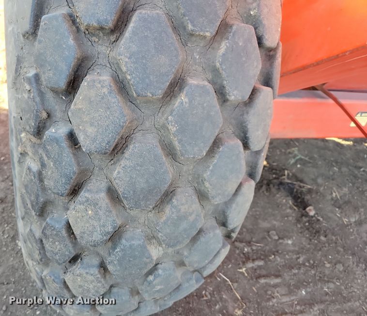 image for item DL7785 United Farm Tools 500  grain cart