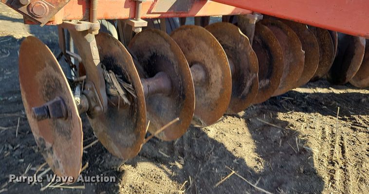 image for item DL7786 International 490  tandem disk