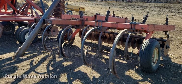 image for item DL7787 Allis Chalmers 1500  disk ripper