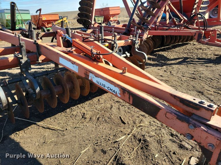image for item DL7787 Allis Chalmers 1500  disk ripper