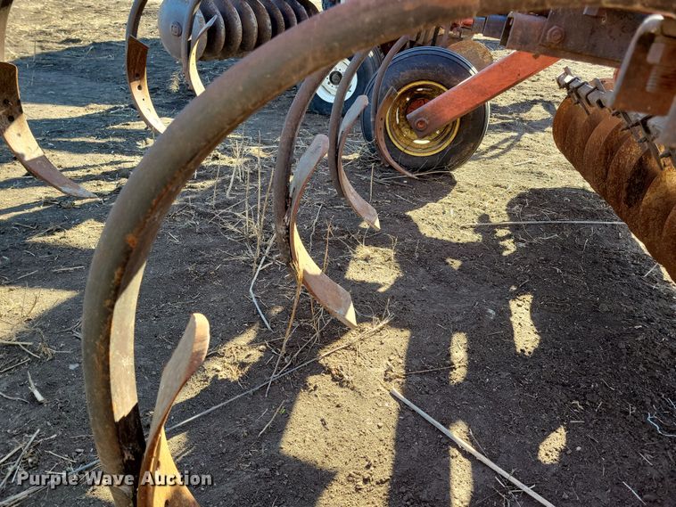 image for item DL7787 Allis Chalmers 1500  disk ripper
