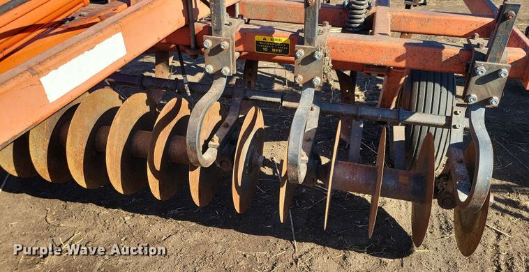 image for item DL7787 Allis Chalmers 1500  disk ripper