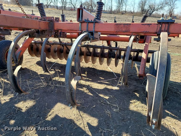 image for item DL7787 Allis Chalmers 1500  disk ripper