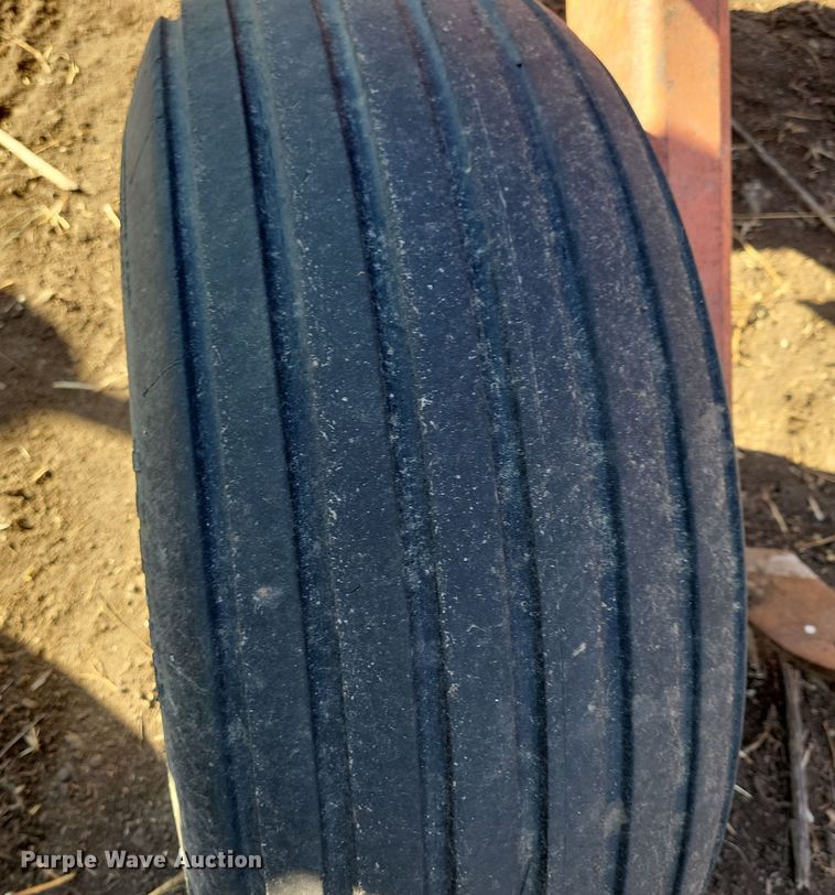 image for item DL7787 Allis Chalmers 1500  disk ripper