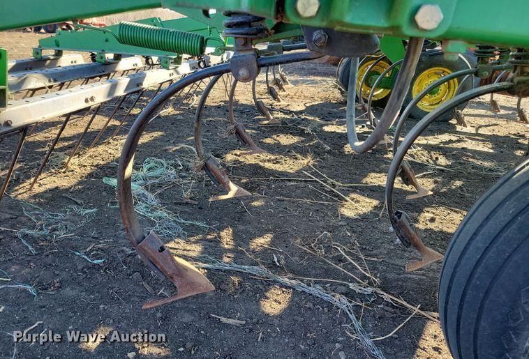 image for item DL7788 John Deere  field cultivator