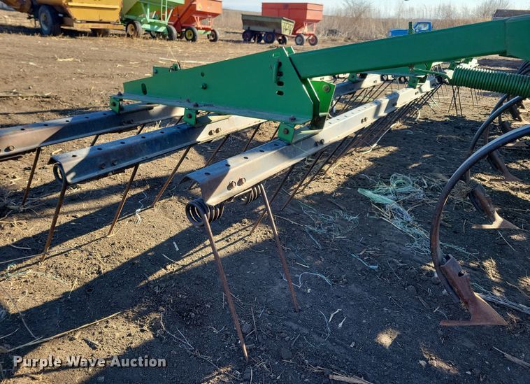 image for item DL7788 John Deere  field cultivator