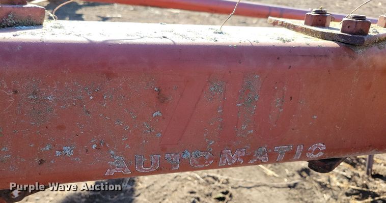 image for item DL7789 International 710  plow