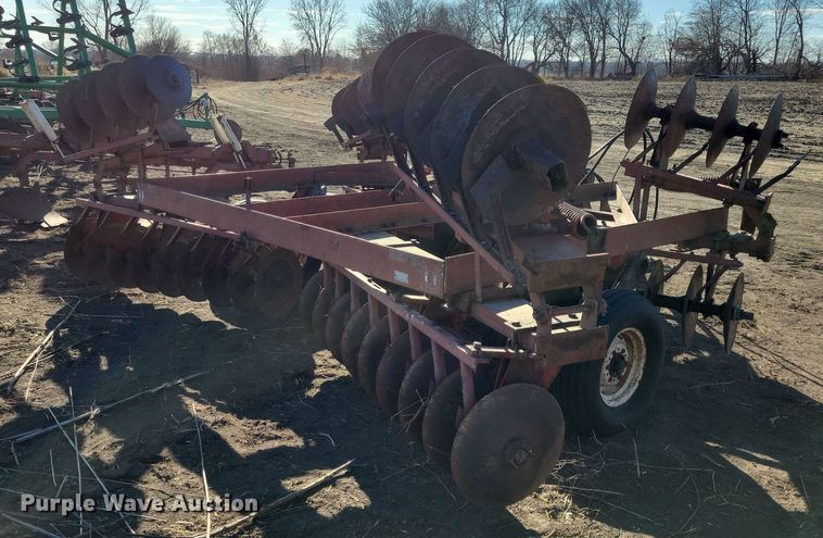 image for item DL7790 International  tandem disk