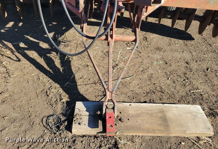 image for item DL7790 International  tandem disk