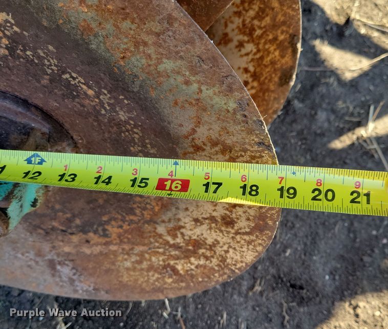 image for item DL7790 International  tandem disk