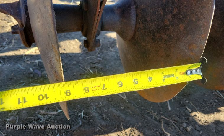 image for item DL7790 International  tandem disk