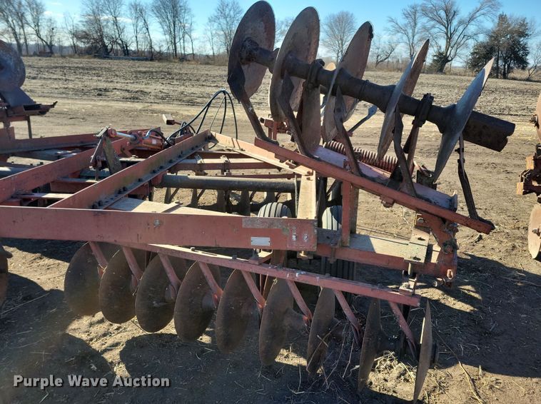 image for item DL7790 International  tandem disk