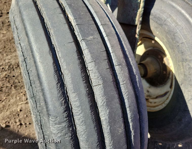 image for item DL7790 International  tandem disk