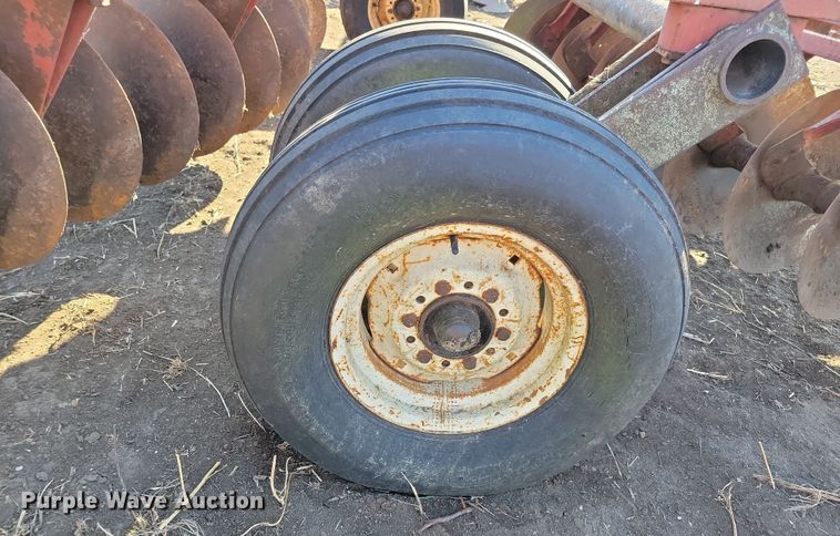 image for item DL7790 International  tandem disk