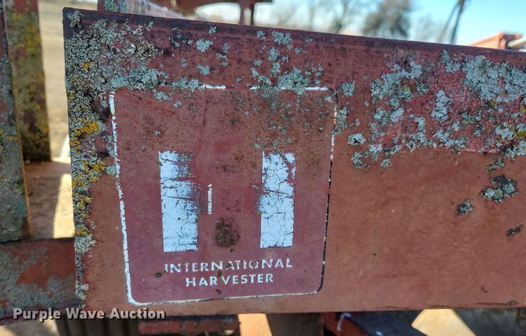 image for item DL7790 International  tandem disk