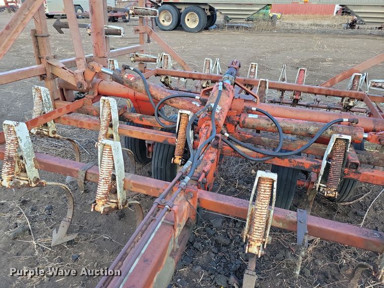 image for item DL7792 Wil-Rich  field cultivator