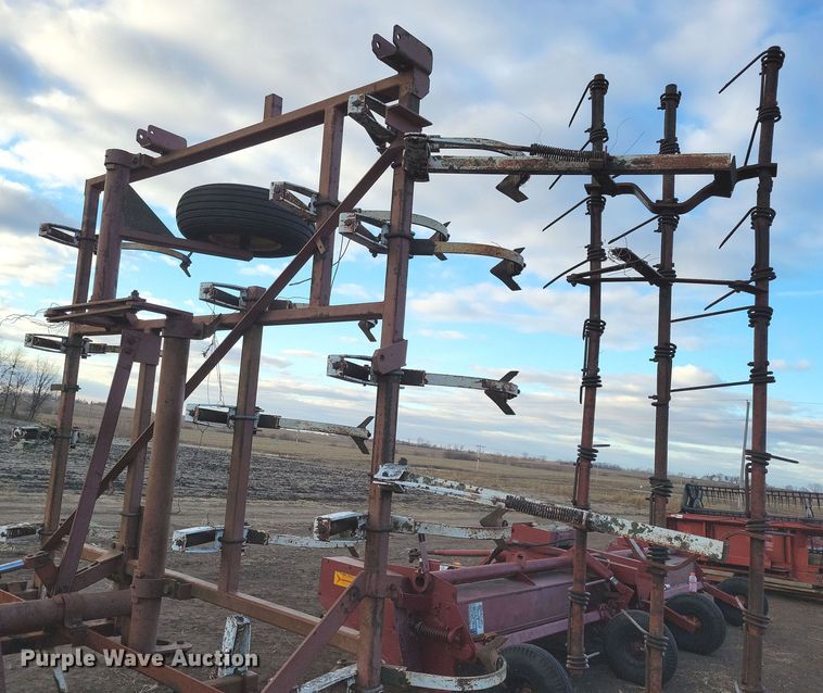 image for item DL7792 Wil-Rich  field cultivator