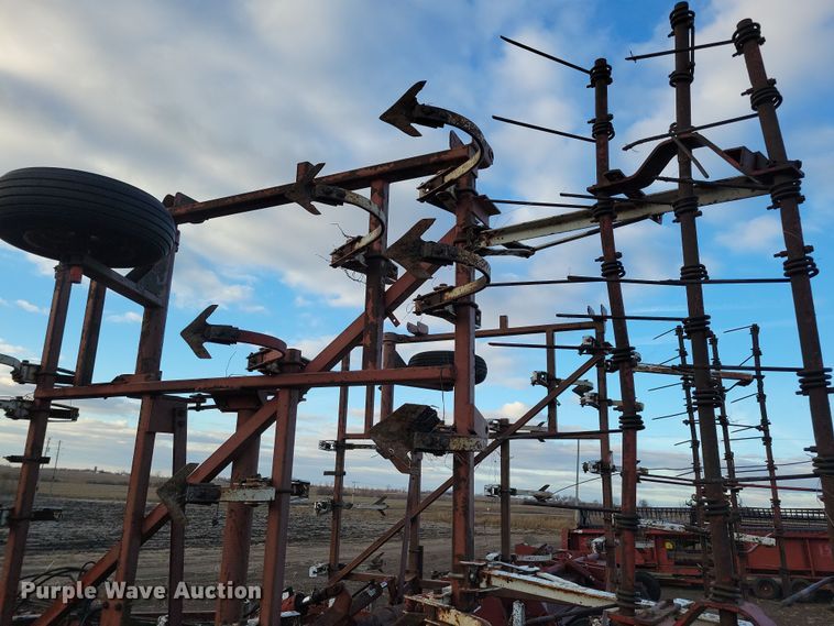 image for item DL7792 Wil-Rich  field cultivator