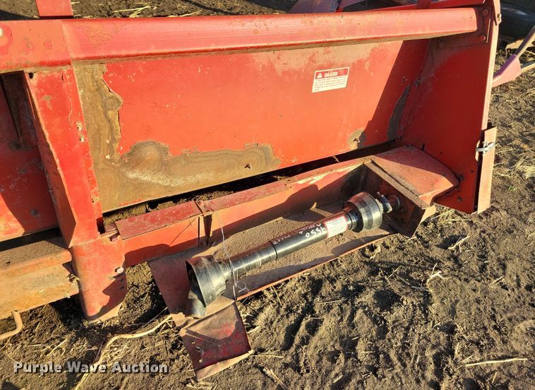 image for item DL7795 International 863  corn head