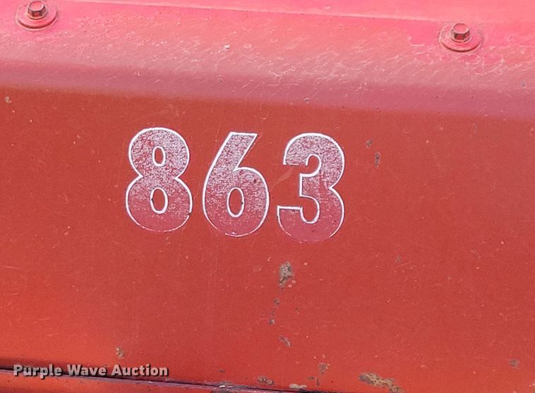 image for item DL7795 International 863  corn head