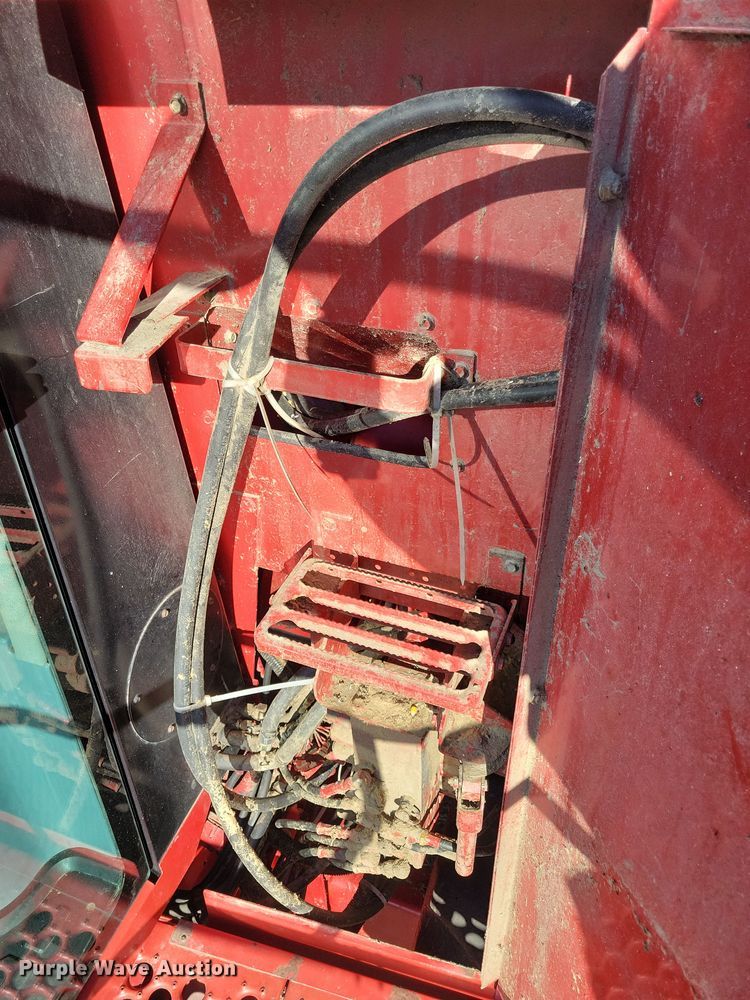 image for item DL7801 2001 Case International 2388 Axial-Flow  combine