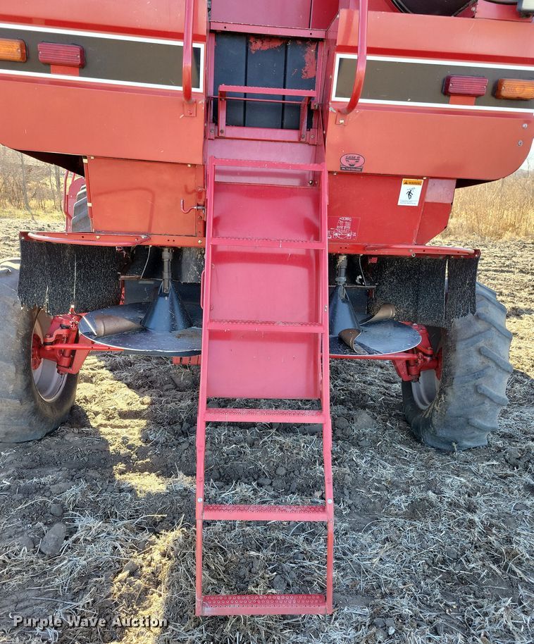 image for item DL7801 2001 Case International 2388 Axial-Flow  combine
