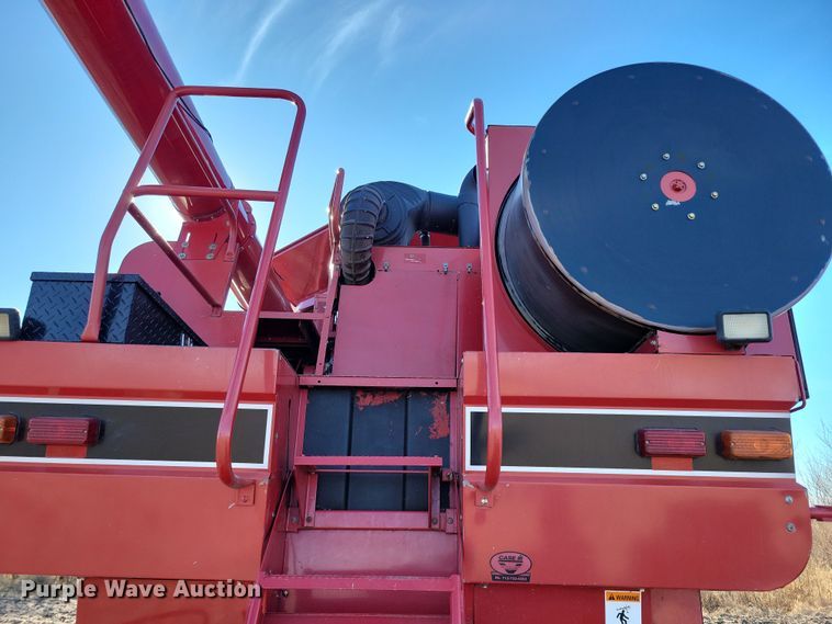 image for item DL7801 2001 Case International 2388 Axial-Flow  combine