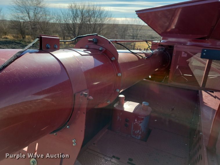 image for item DL7801 2001 Case International 2388 Axial-Flow  combine