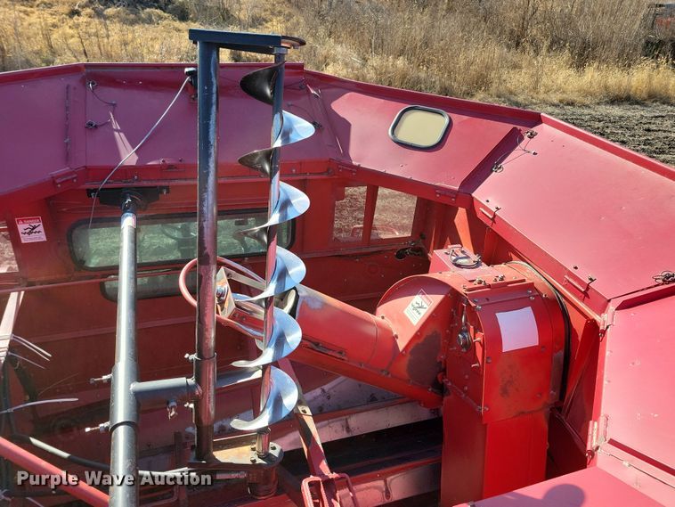 image for item DL7801 2001 Case International 2388 Axial-Flow  combine