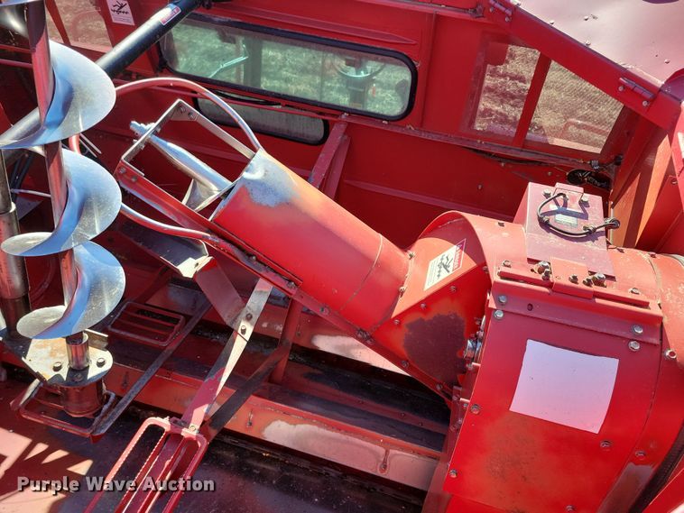 image for item DL7801 2001 Case International 2388 Axial-Flow  combine