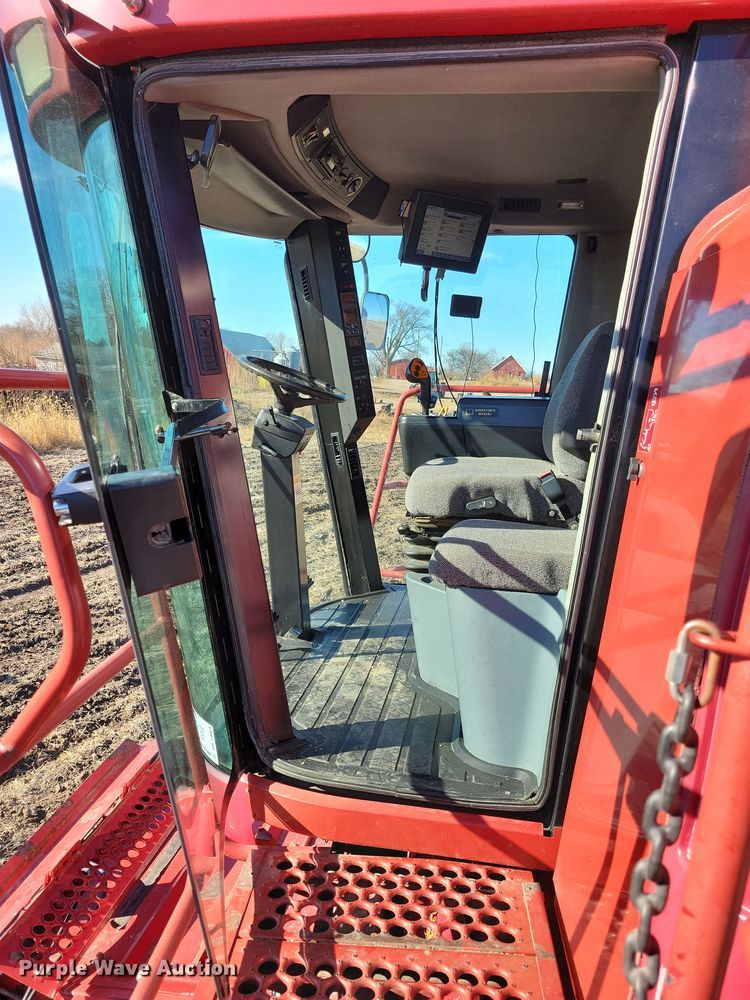 image for item DL7801 2001 Case International 2388 Axial-Flow  combine