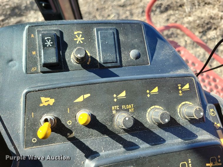 image for item DL7801 2001 Case International 2388 Axial-Flow  combine