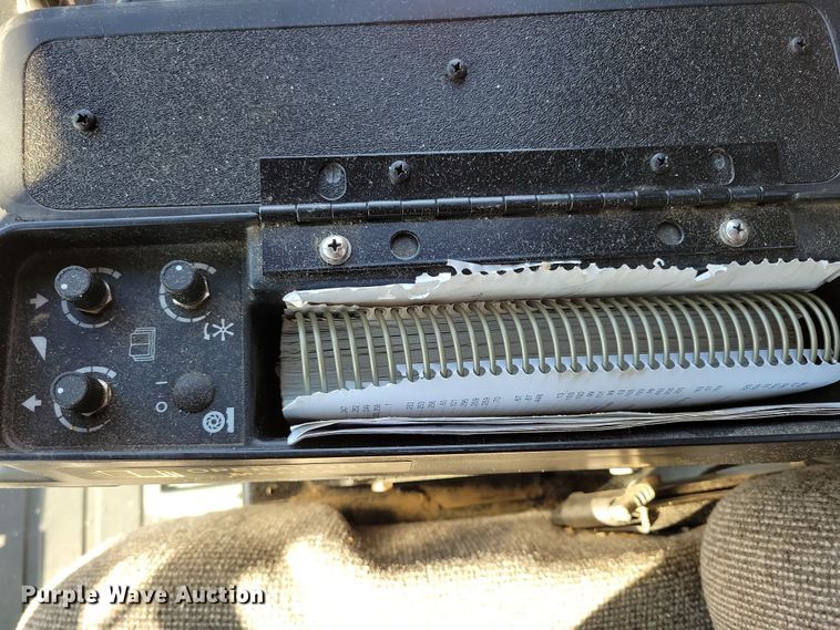 image for item DL7801 2001 Case International 2388 Axial-Flow  combine