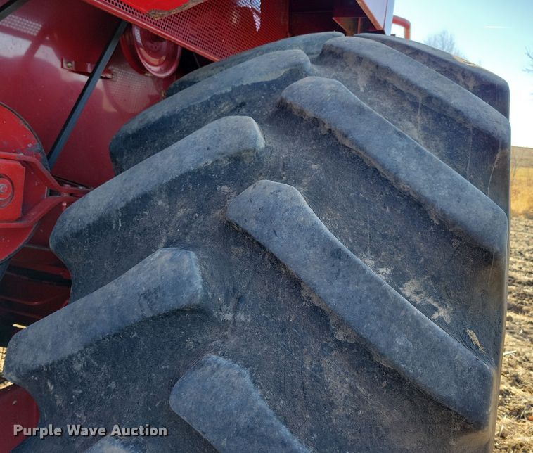 image for item DL7801 2001 Case International 2388 Axial-Flow  combine