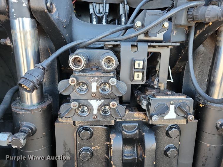 image for item DL7802 1999 Case MX240  MFWD tractor