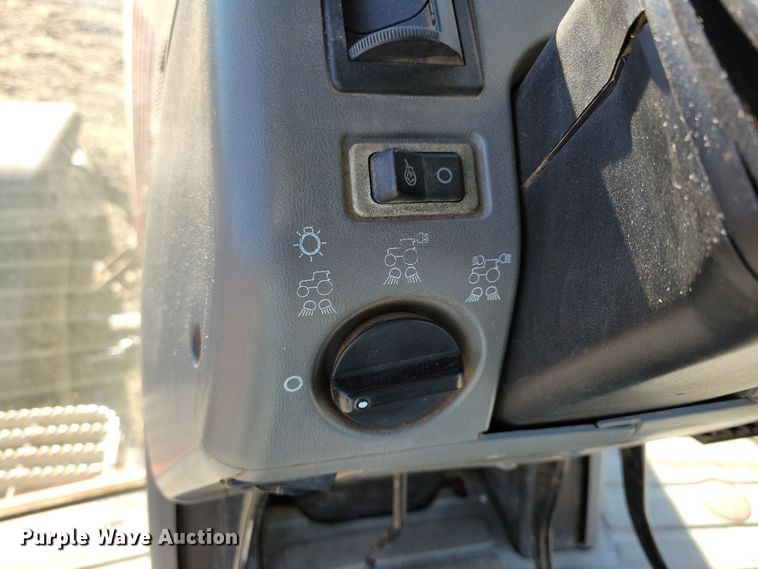 image for item DL7802 1999 Case MX240  MFWD tractor