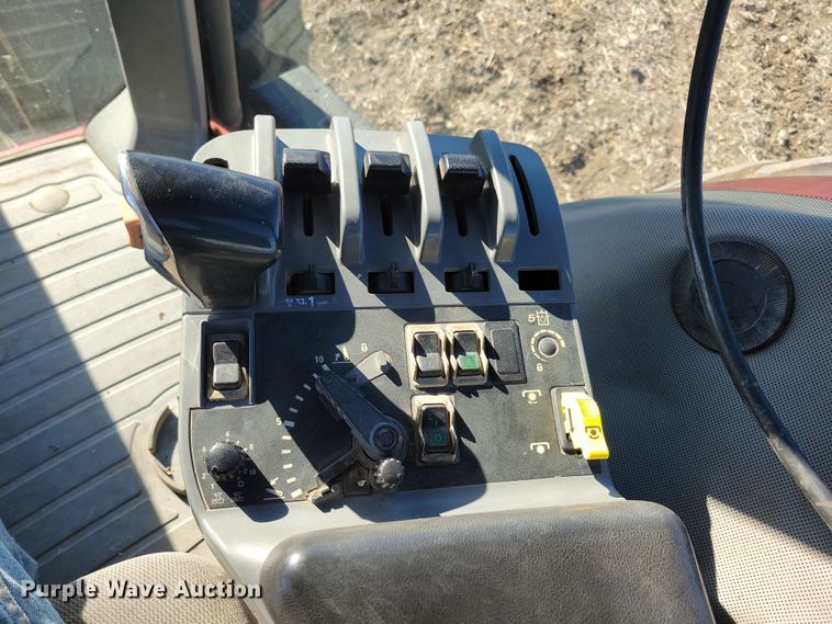 image for item DL7802 1999 Case MX240  MFWD tractor