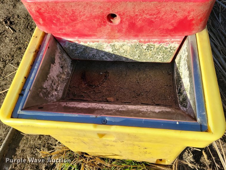 image for item DL7804 (3) Ritchie 300 insulated watering systems