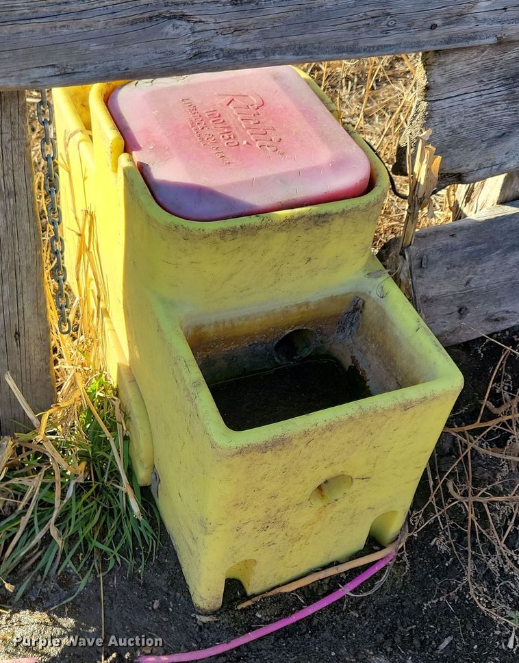 image for item DL7804 (3) Ritchie 300 insulated watering systems